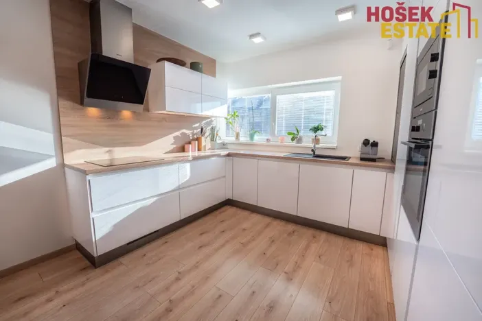 Prodej rodinného domu, Ochoz u Brna, Pod Skalkou, 156 m2