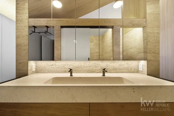 Prodej rodinného domu, Loučná pod Klínovcem, 486 m2