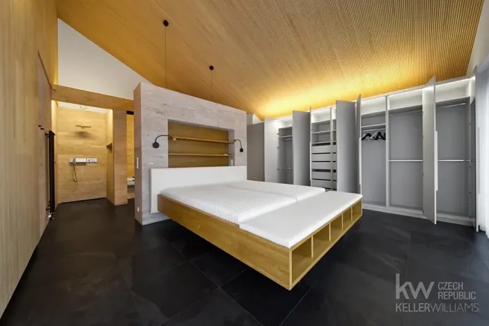 Prodej rodinného domu, Loučná pod Klínovcem, 486 m2