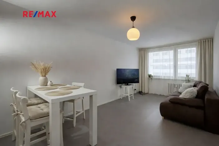 Pronájem bytu 2+kk, Praha - Stodůlky, Nušlova, 42 m2
