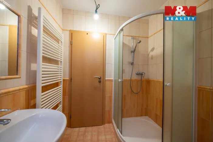 Prodej rodinného domu, Lechovice, 280 m2