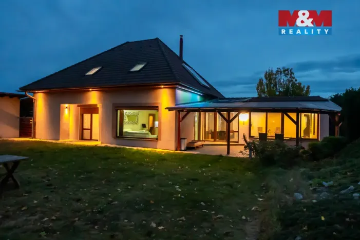 Prodej rodinného domu, Lechovice, 280 m2