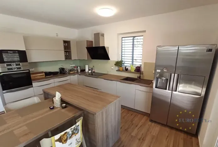 Pronájem rodinného domu, Vyžlovka, U Pískovny, 142 m2