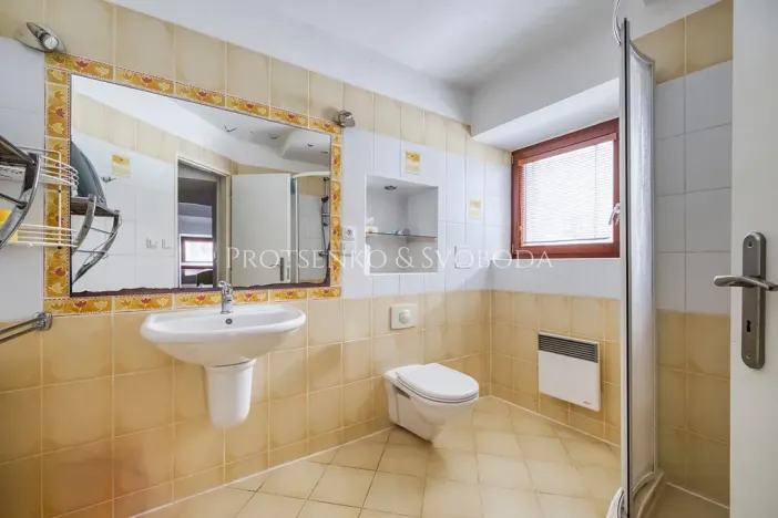 Prodej ubytování, Nová Pec, 330 m2