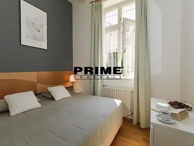 Pronájem bytu 2+kk, Praha - Vinohrady, Belgická, 42 m2