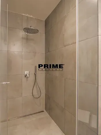 Pronájem bytu 3+1, Praha - Vinohrady, náměstí Jiřího z Poděbrad, 139 m2