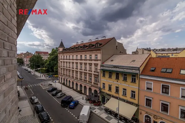 Pronájem bytu 2+kk, Praha - Karlín, Křižíkova, 79 m2