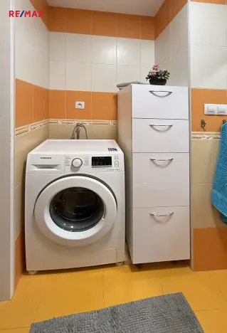 Prodej bytu 3+1, Pardubice, Bělehradská, 63 m2