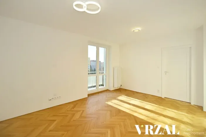 Prodej bytu 3+1, Plzeň, Smrková, 66 m2