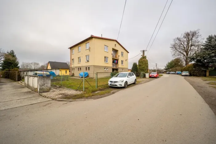 Prodej bytu 3+1, Lásenice, 60 m2