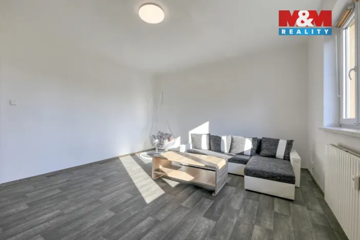 Prodej bytu 3+1, Hostouň - Holubeč, 86 m2