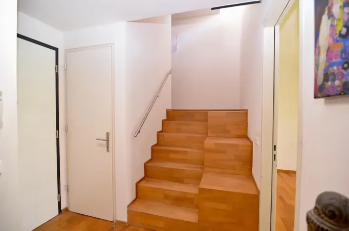 Prodej atypického bytu, Praha - Karlín, Šaldova, 194 m2