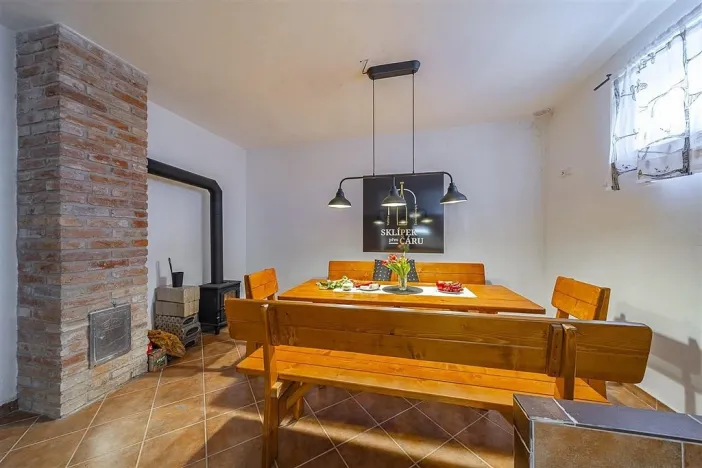 Prodej ostatní, Schrattenberg, Rakousko