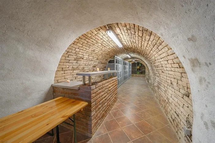 Prodej ostatní, Schrattenberg, Rakousko