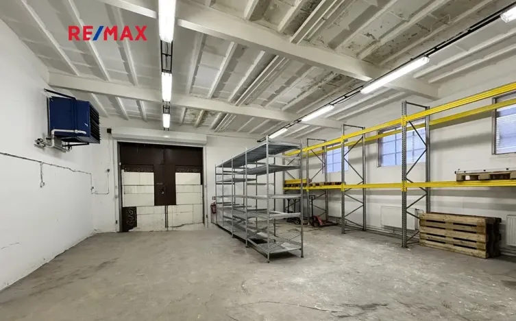 Prodej skladu, Veverská Bítýška, 250 m2