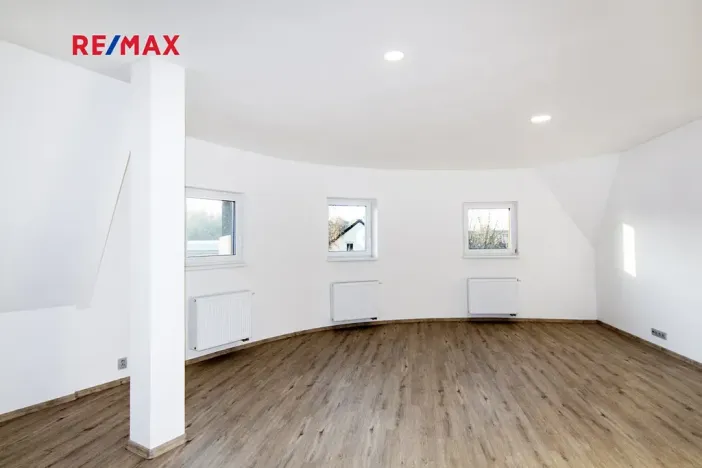 Pronájem bytu 3+kk, Ústí nad Labem, náměstí Prokopa Velikého, 86 m2