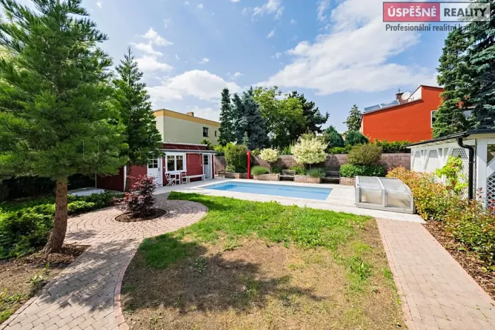 Prodej vily, Praha - Slivenec, Opálová, 282 m2