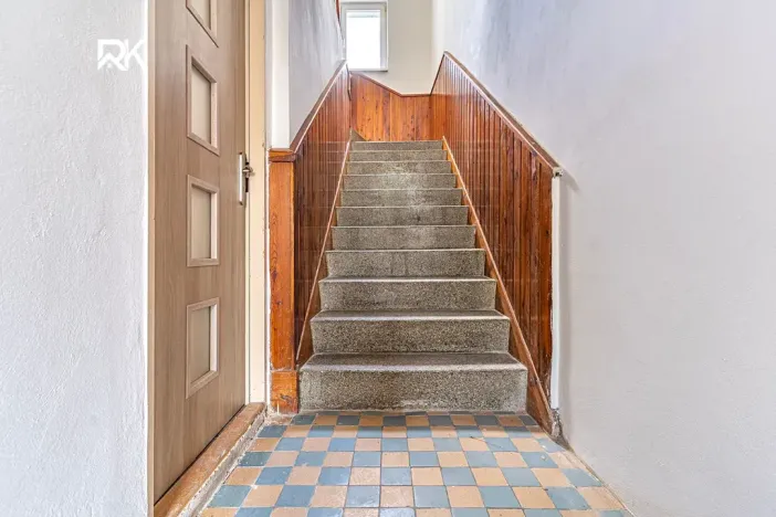 Prodej rodinného domu, Zásmuky, Komenského nám., 133 m2