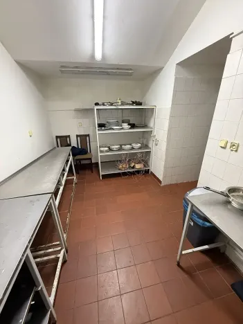 Pronájem restaurace, Praha - Nové Město, Tyršova, 200 m2