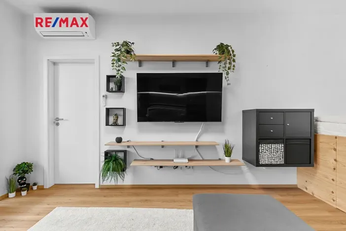 Pronájem bytu 1+kk, Plzeň, K Zelené louce, 40 m2