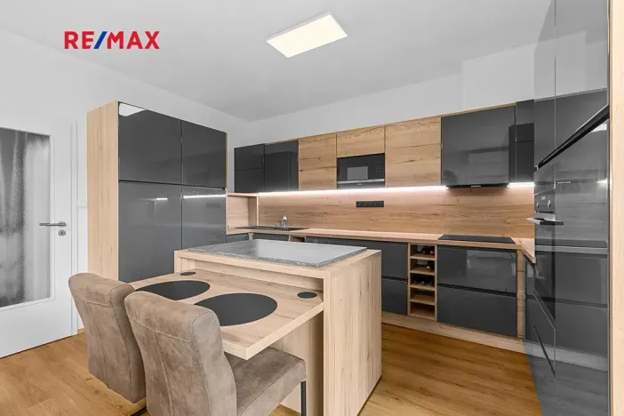 Pronájem bytu 1+kk, Plzeň, K Zelené louce, 40 m2