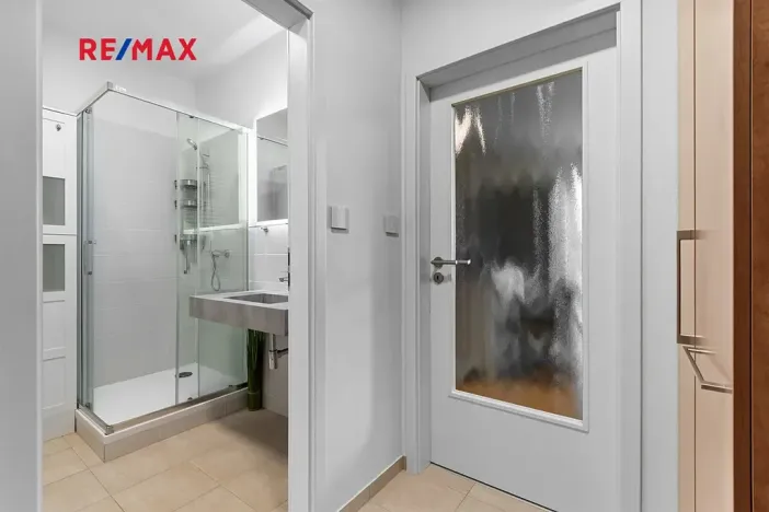 Pronájem bytu 1+kk, Plzeň, K Zelené louce, 40 m2