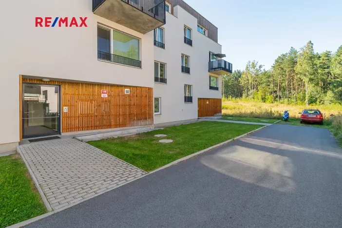 Pronájem bytu 1+kk, Plzeň, K Zelené louce, 40 m2