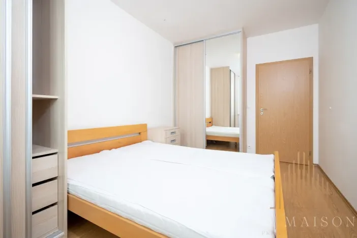 Pronájem bytu 2+kk, Praha - Uhříněves, Václava Trojana, 45 m2