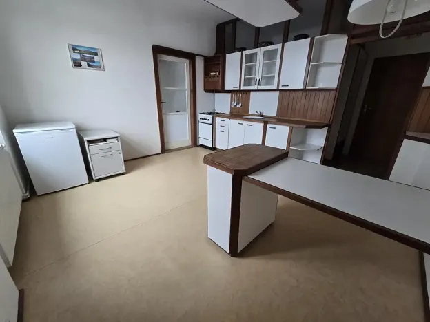 Prodej bytu 3+1, Jihlava, Gorkého, 82 m2