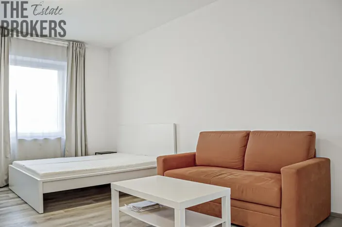 Pronájem bytu 1+kk, Chýnice, Karlštejnská, 38 m2