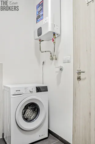 Pronájem bytu 1+kk, Chýnice, Karlštejnská, 38 m2