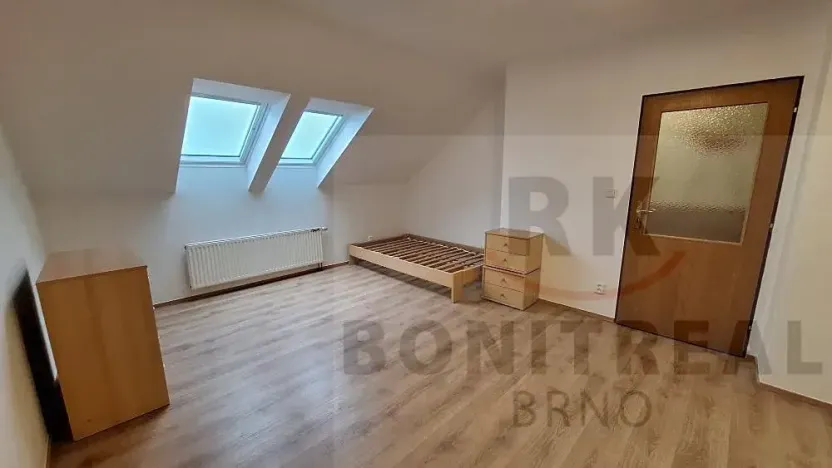 Pronájem bytu 1+1, Brno, 28 m2