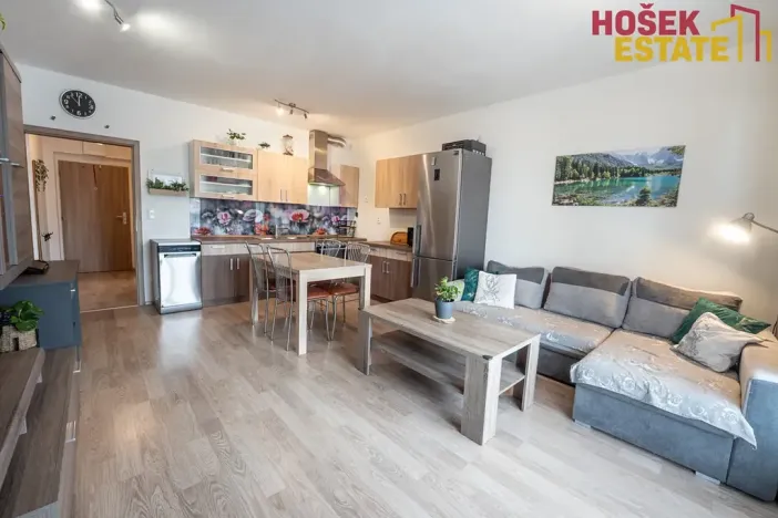 Prodej bytu 3+kk, Holubice, 73 m2