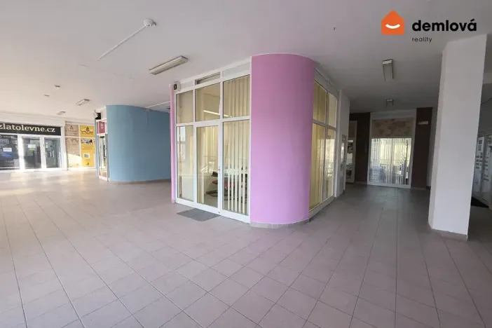 Pronájem obchodního prostoru, Ostrava, Výškovická, 19 m2