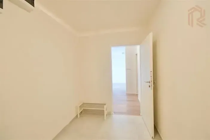 Pronájem bytu 1+kk, Praha - Holešovice, Tovární, 34 m2