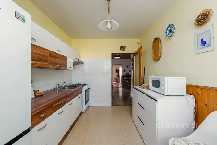 Prodej bytu 3+1, Plzeň, Na Bradlavce, 104 m2