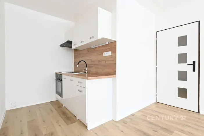 Pronájem bytu 2+kk, Most, Františka Malíka, 40 m2