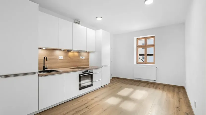 Prodej bytu 2+kk, Praha - Žižkov, Seifertova, 41 m2