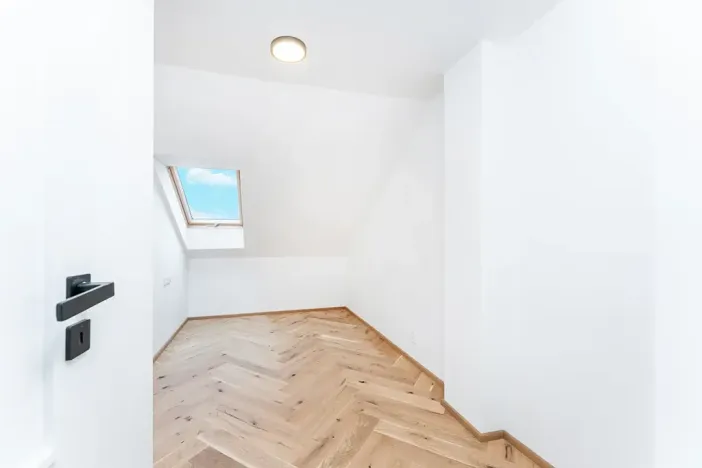 Prodej bytu 4+kk, Praha - Vršovice, Žitomírská, 103 m2