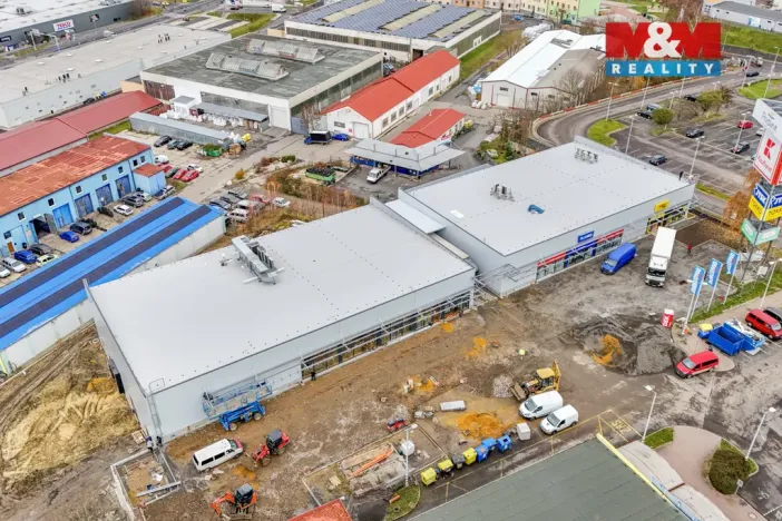 Pronájem výrobních prostor, Cheb, Karlova, 2200 m2