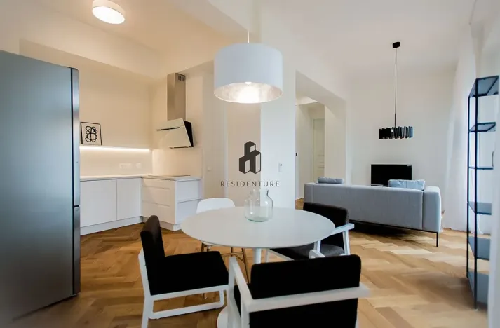 Pronájem bytu 2+kk, Praha - Nové Město, Dlážděná, 67 m2