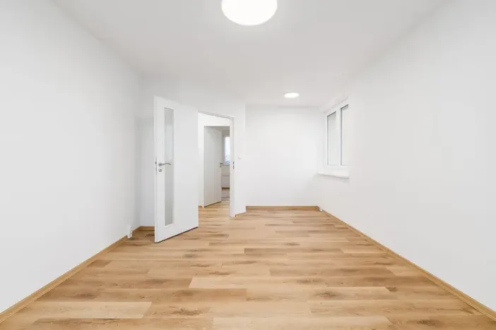 Prodej bytu 3+1, České Budějovice, Lidická tř., 72 m2