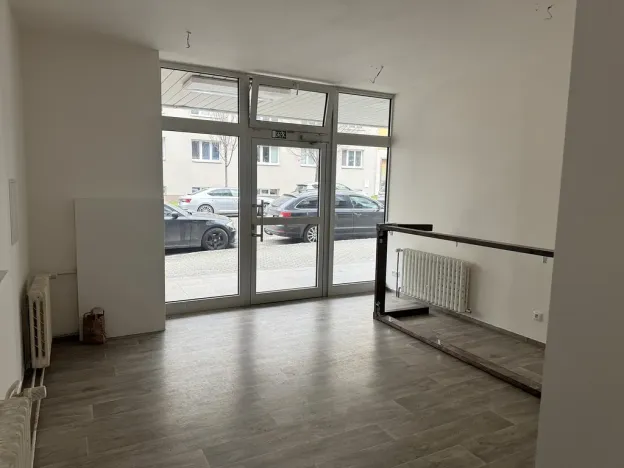 Pronájem obchodního prostoru, Zlín, Zarámí, 22 m2