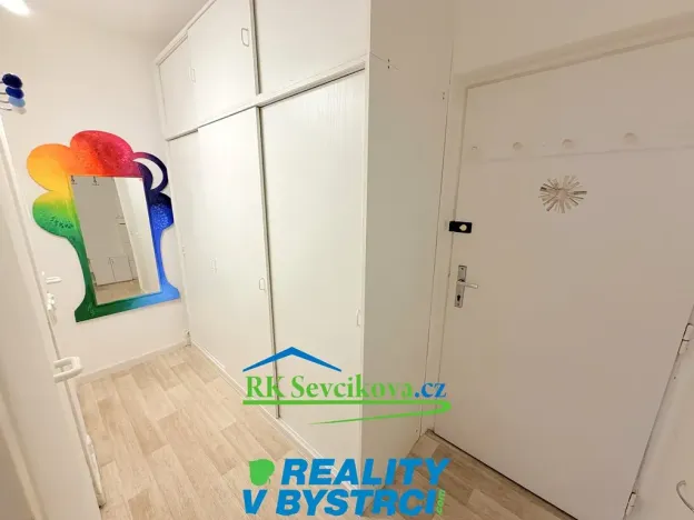 Pronájem bytu 1+1, Brno, Loosova, 37 m2