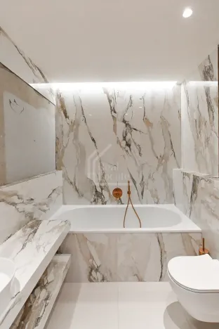 Prodej bytu 4+kk, Praha - Holešovice, Komunardů, 163 m2