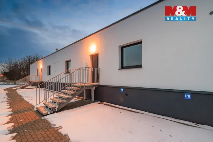 Pronájem kanceláře, Dobřany, Alšova, 61 m2