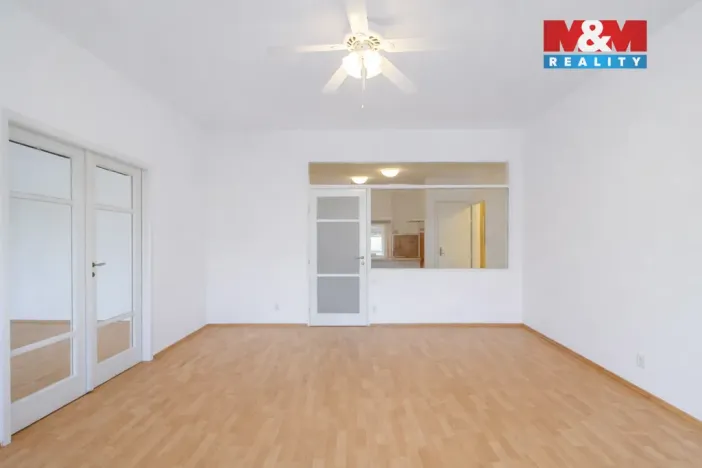 Pronájem bytu 3+1, Praha - Nové Město, Masarykovo nábřeží, 110 m2