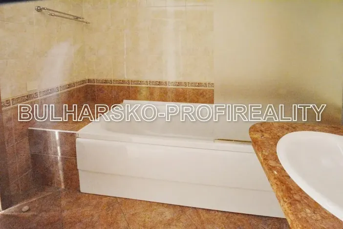 Prodej bytu 1+kk, Pomorie, Bulharsko, 95 m2