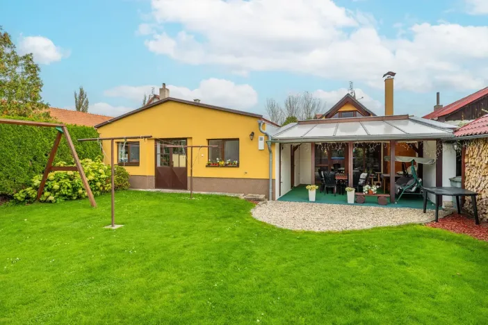 Prodej rodinného domu, Hradištko, 241 m2