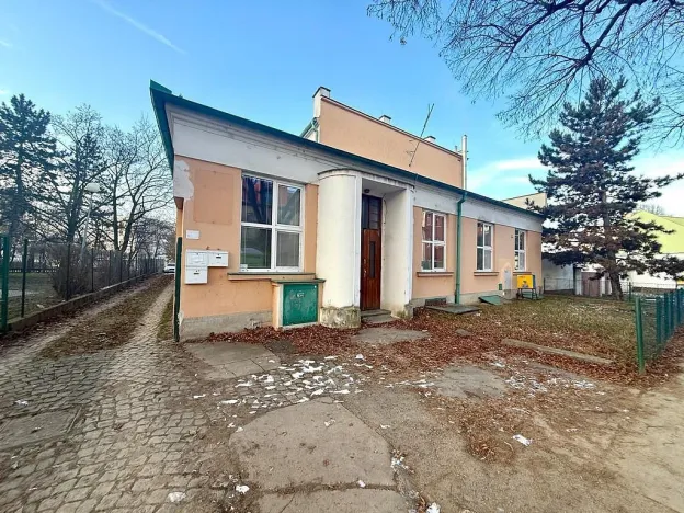 Pronájem kanceláře, Brno - Židenice, Kosmákova, 50 m2